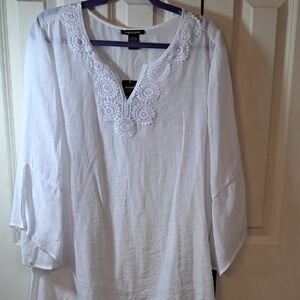 ROBERT LOUIS White Lace Detail Blouse